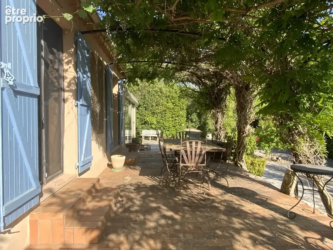 Villa de plain pied avec piscine village tous commerces. - photo 3