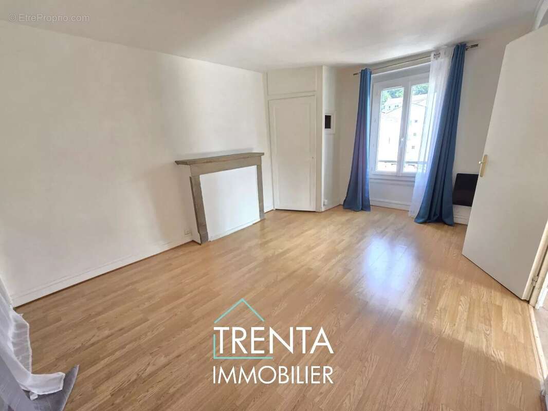 Appartement à VOIRON