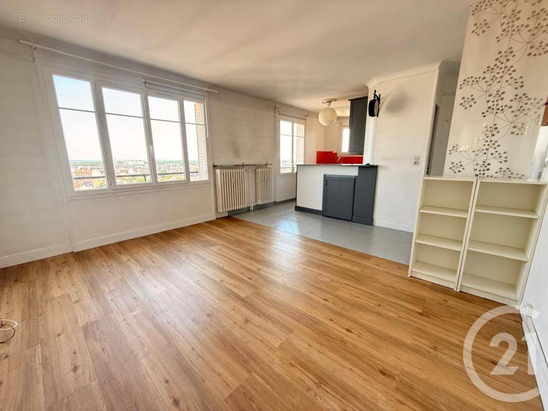Appartement à FONTENAY-SOUS-BOIS