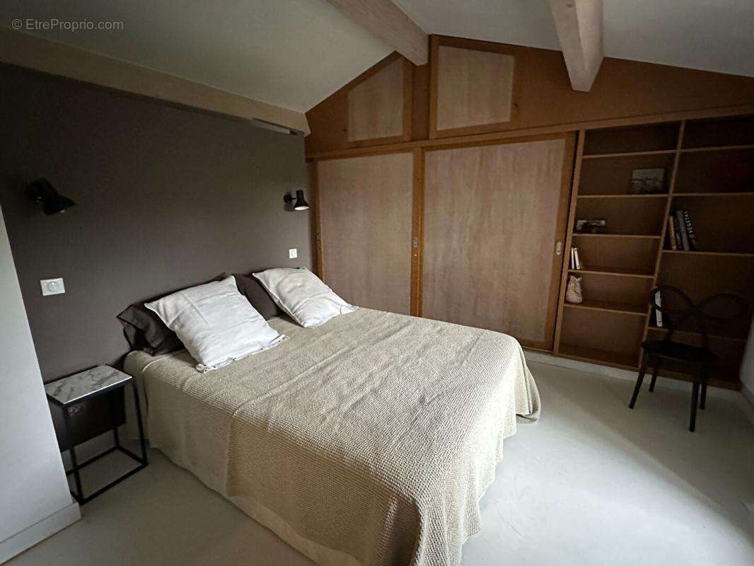 Maison à VINEZAC