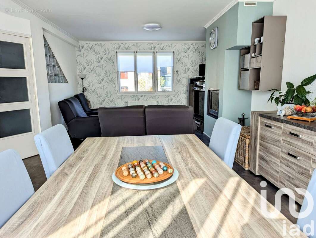 Photo 3 - Maison à SAINT-JACQUES-DE-LA-LANDE