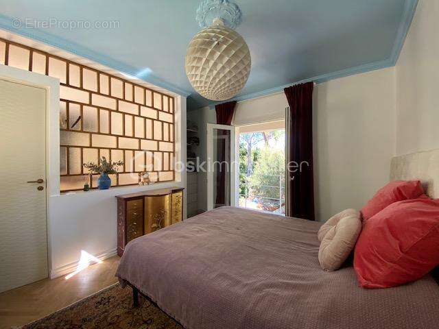 Maison à TOURRETTES