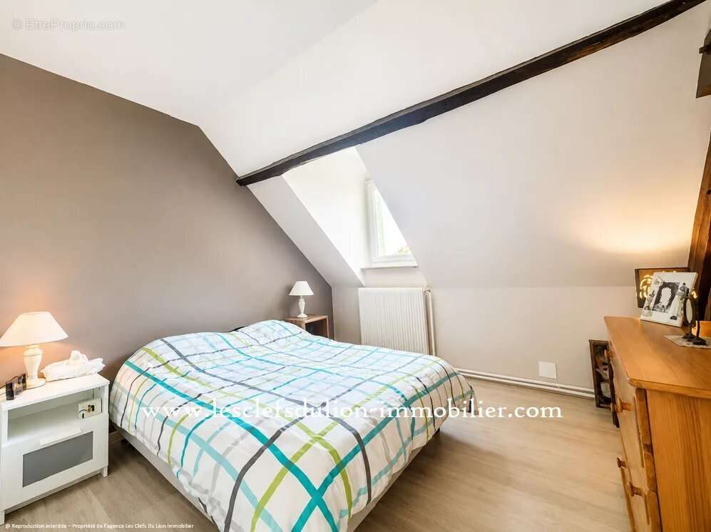 Maison à ECUELLES