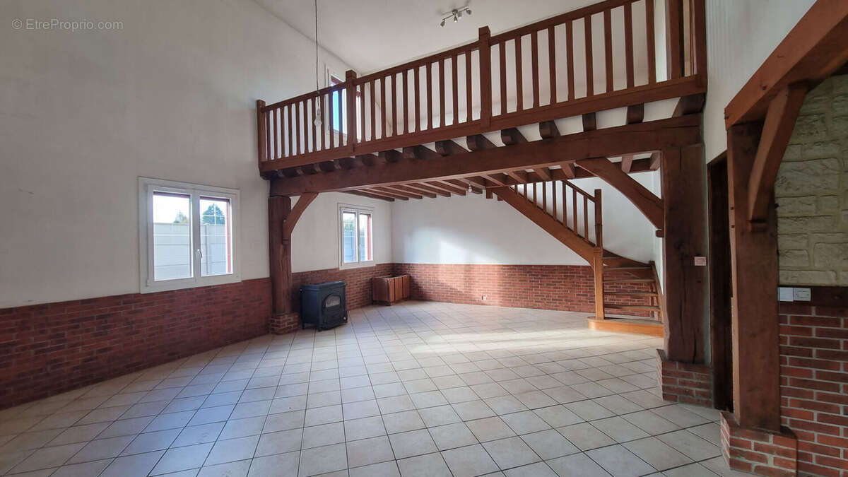 Maison à vendre à Louviers - 5 pièces avec piscine et garage - photo 4