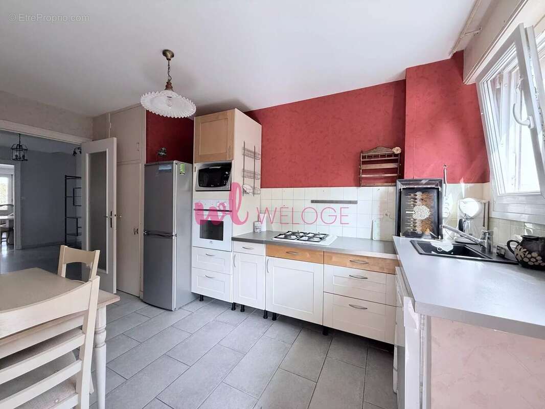Appartement à SAINTE-FOY-LES-LYON
