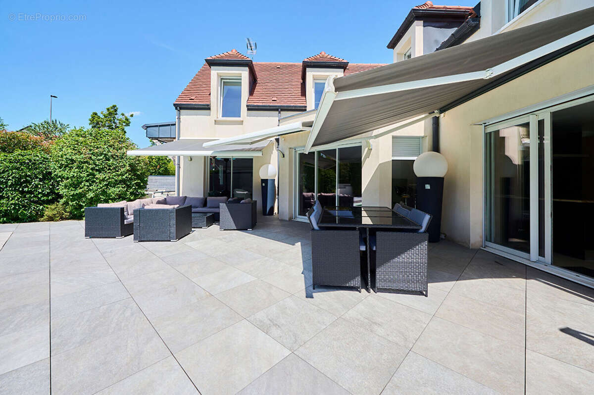 Maison à FONTAINE-LES-DIJON