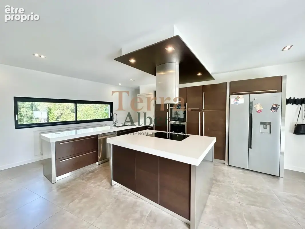 Villa Contemporaine avec piscine, studio indépendant, et grand garage atelier - photo 14