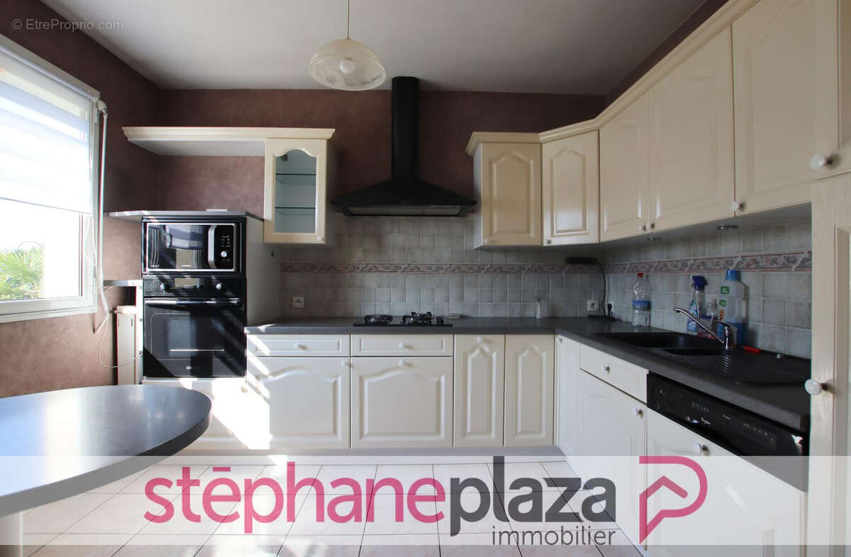 Maison à LOUVIGNE-DE-BAIS