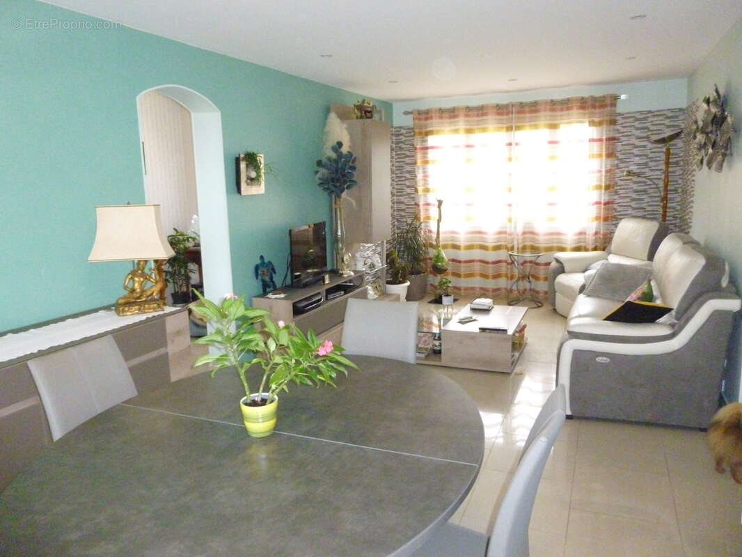 Maison à SAINT-GRATIEN