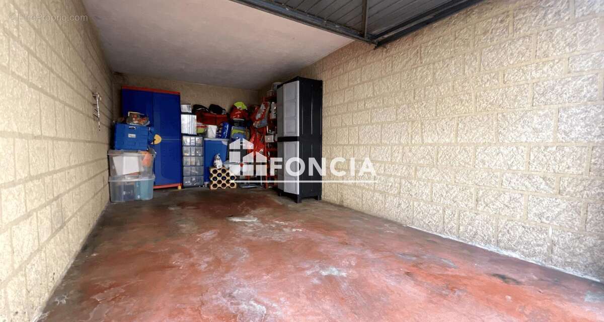 Parking à ANNEMASSE