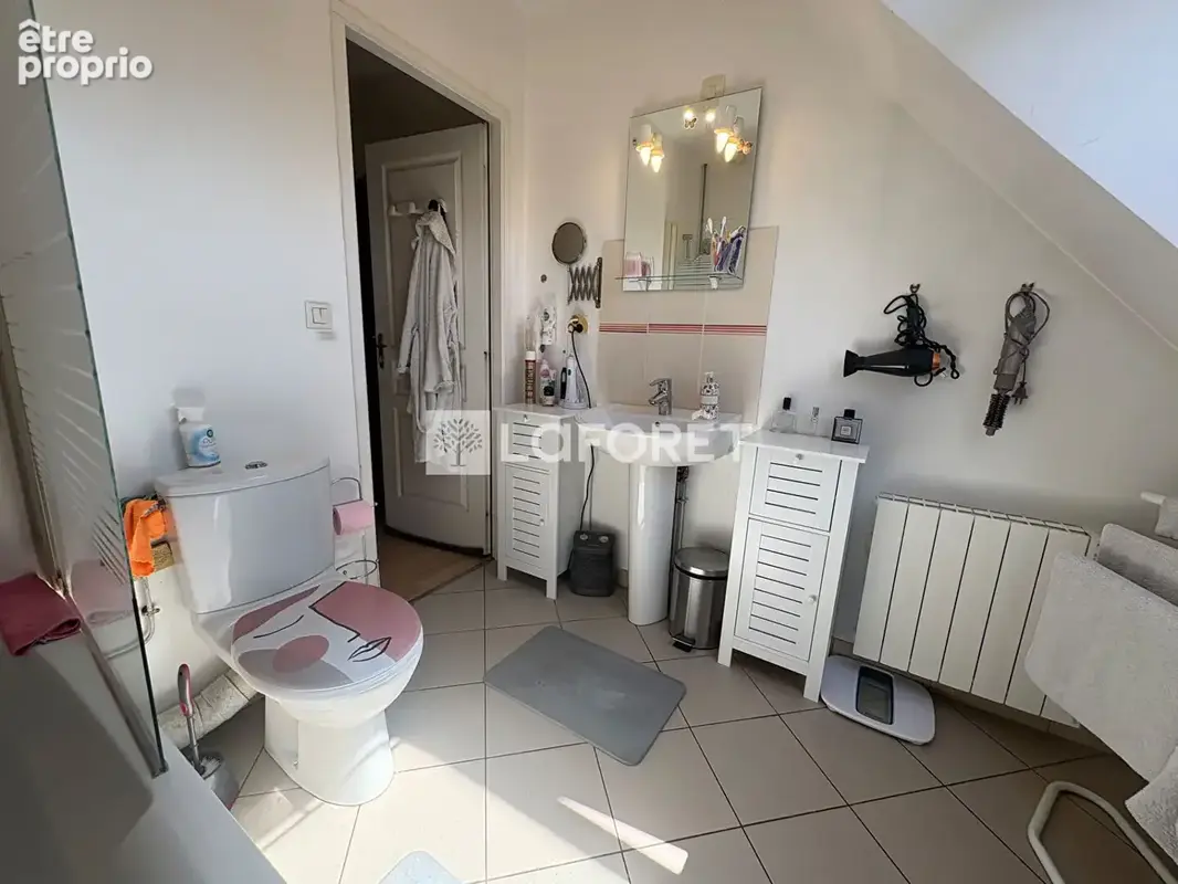 Immeuble de rapport Crosville La Vieille 2 pièce(s) 180 m2 - photo 10