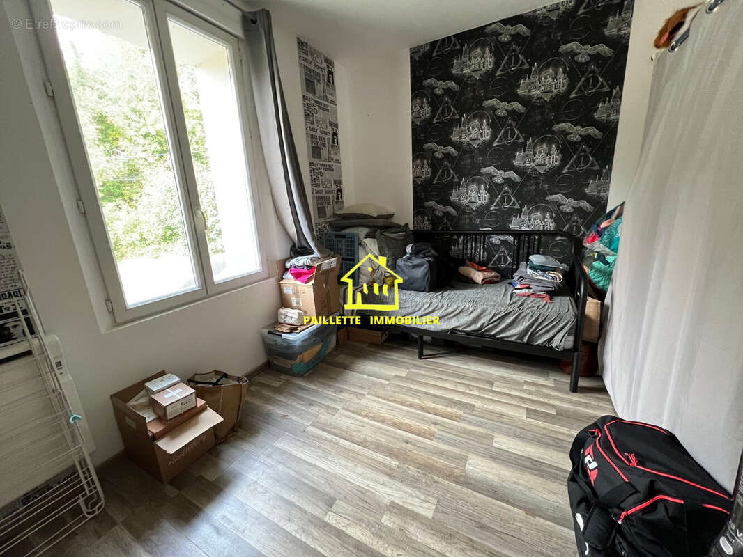 Maison à GRUCHET-LE-VALASSE