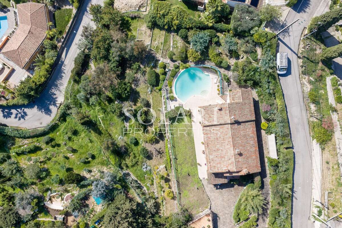 Maison à MANDELIEU-LA-NAPOULE