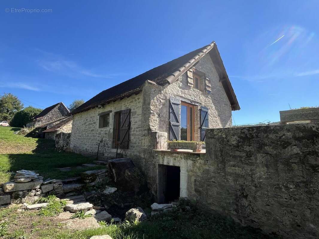 Façade côté terrain - Maison à CAJARC