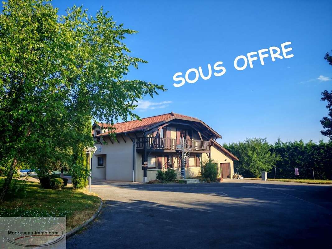 Maison à SAINT-CYR-SUR-MENTHON