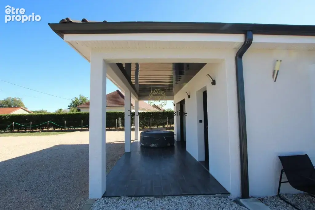 A 10 minutes a l'est de tournus, maison contemporaine de plain-pied 124 m² sur un terrain de 1913 m² - photo 4