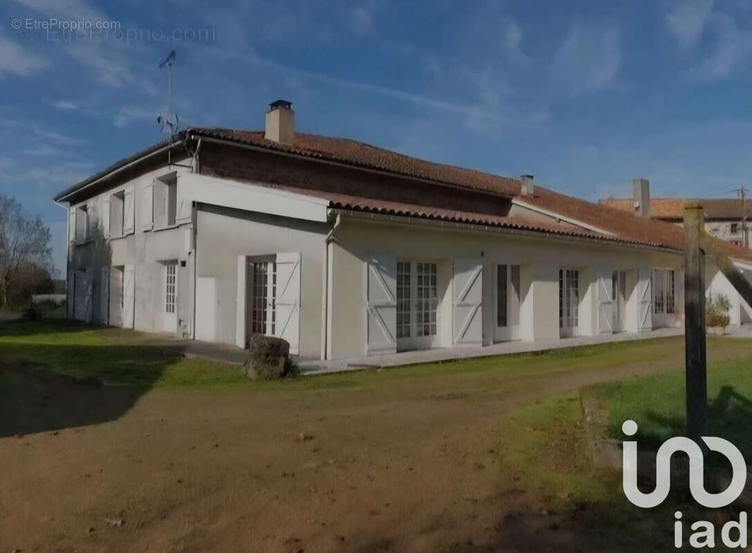 Photo 3 - Maison à CHASSENON