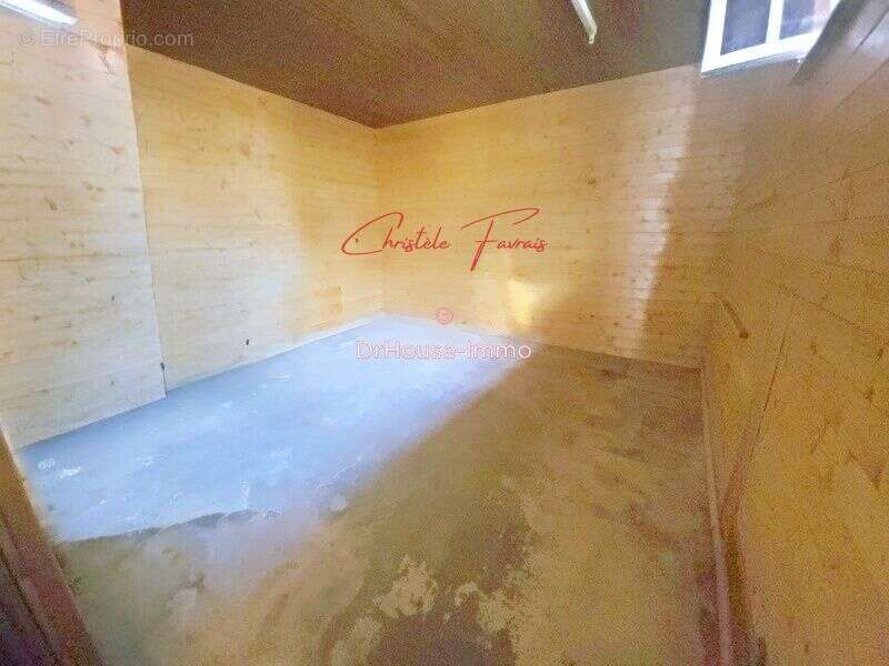 Maison à LOUVIGNE-DU-DESERT