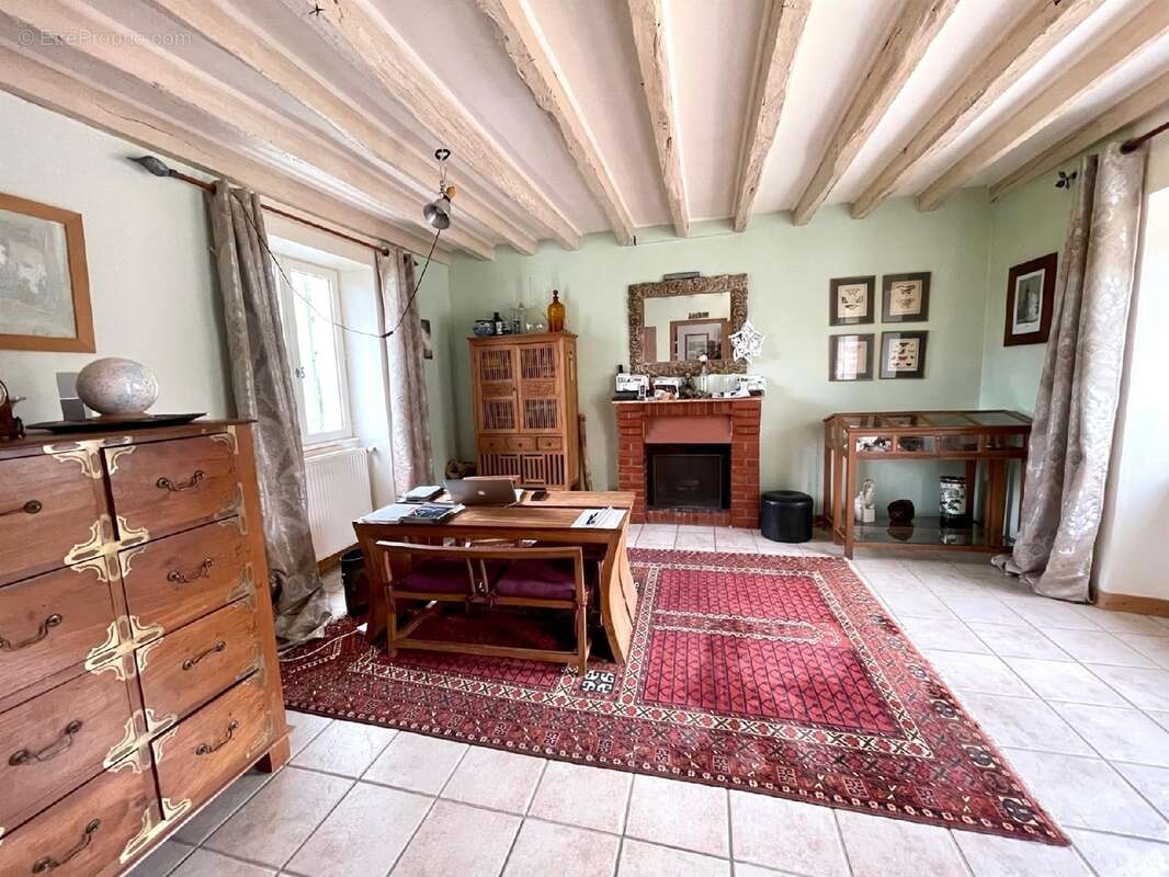 Maison à MILLY-LA-FORET