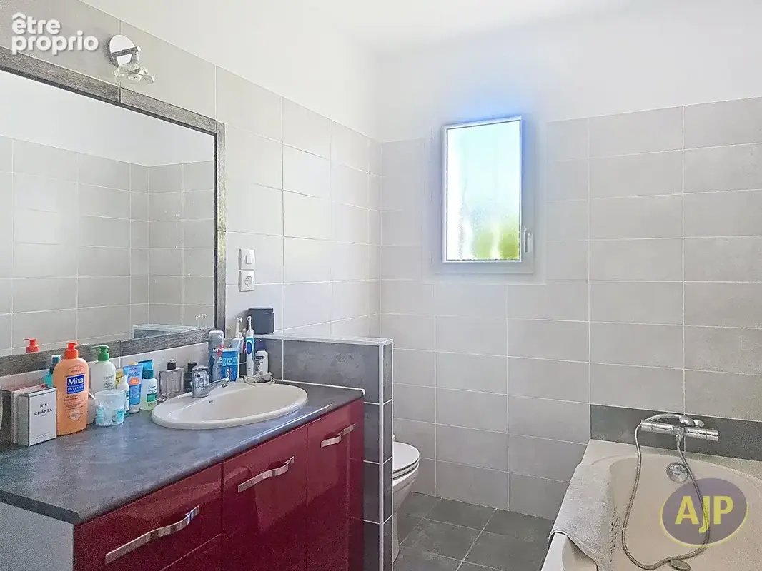 Maison  de Plain-Pied  Saint Marc Sur Mer - photo 10
