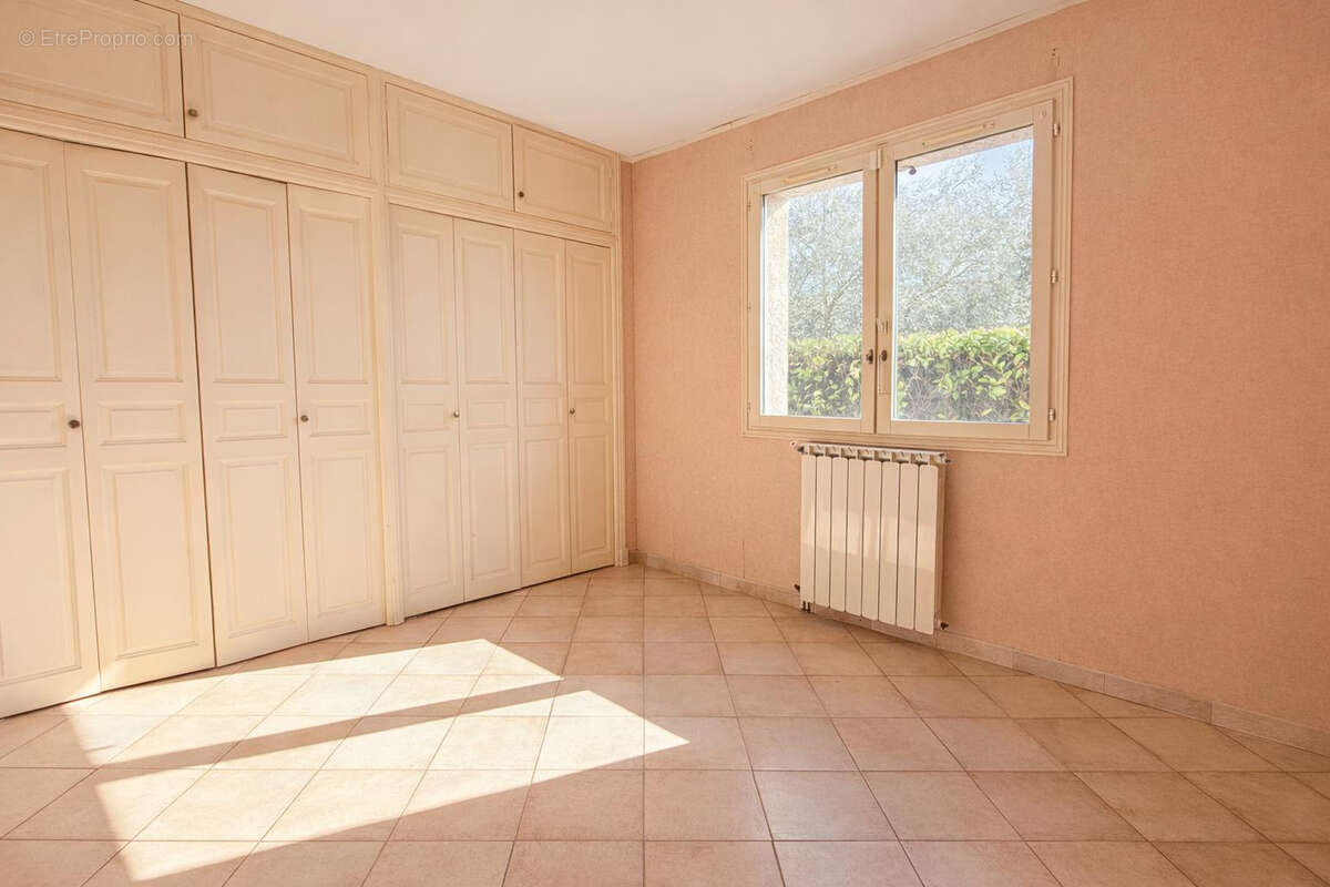 Carcassonne - proche centre-ville - maison d'architecte 154 m2 - terrain 600 m2 sans vis a vis - photo 9