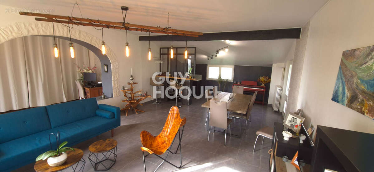 Maison à SAINT-CHRISTOLY-MEDOC