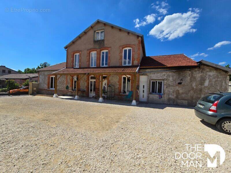 Maison à BOURBONNE-LES-BAINS