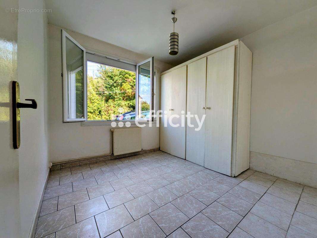 Maison 166 m² à Azay-Le-Rideau  - photo 16