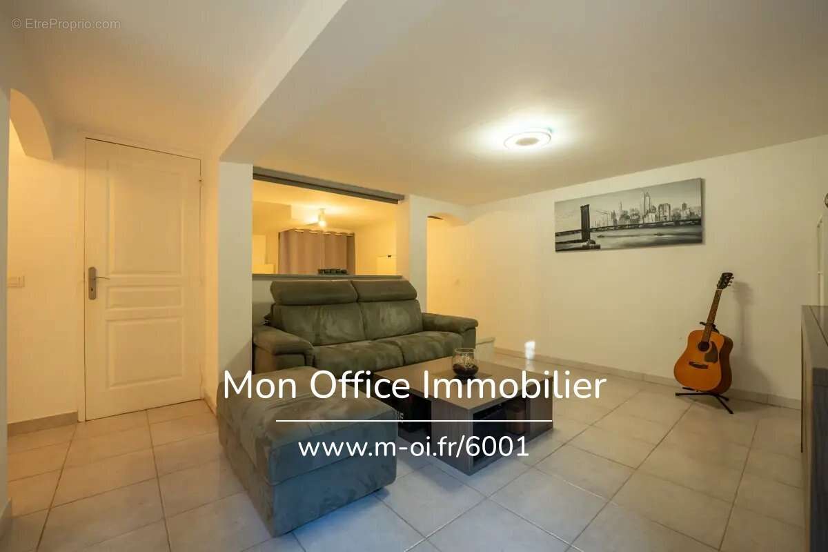 Maison à SAINT-MARC-JAUMEGARDE