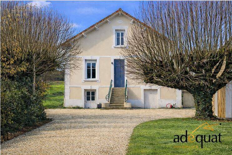 Photo 1 - Maison à RUELLE-SUR-TOUVRE