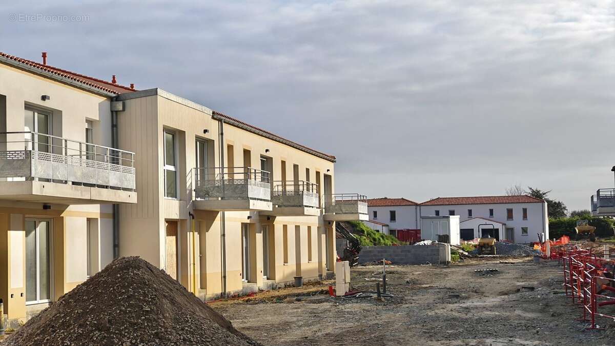 Appartement à FOURAS