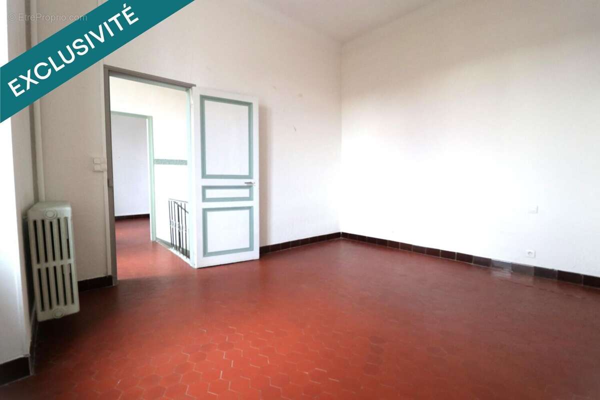 Photo 8 - Maison à SENAS