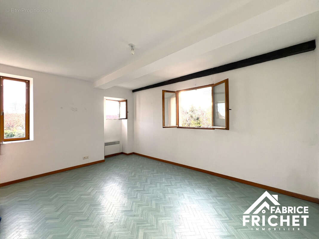 Maison à PACY-SUR-EURE