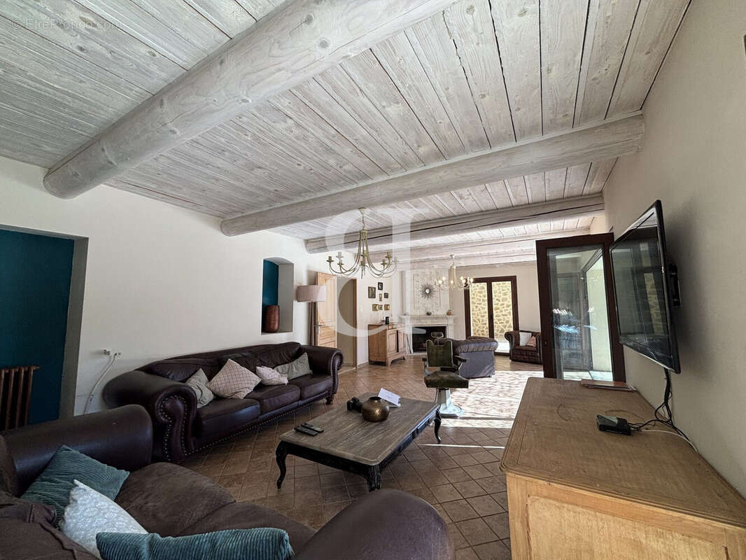 Maison à VAISON-LA-ROMAINE