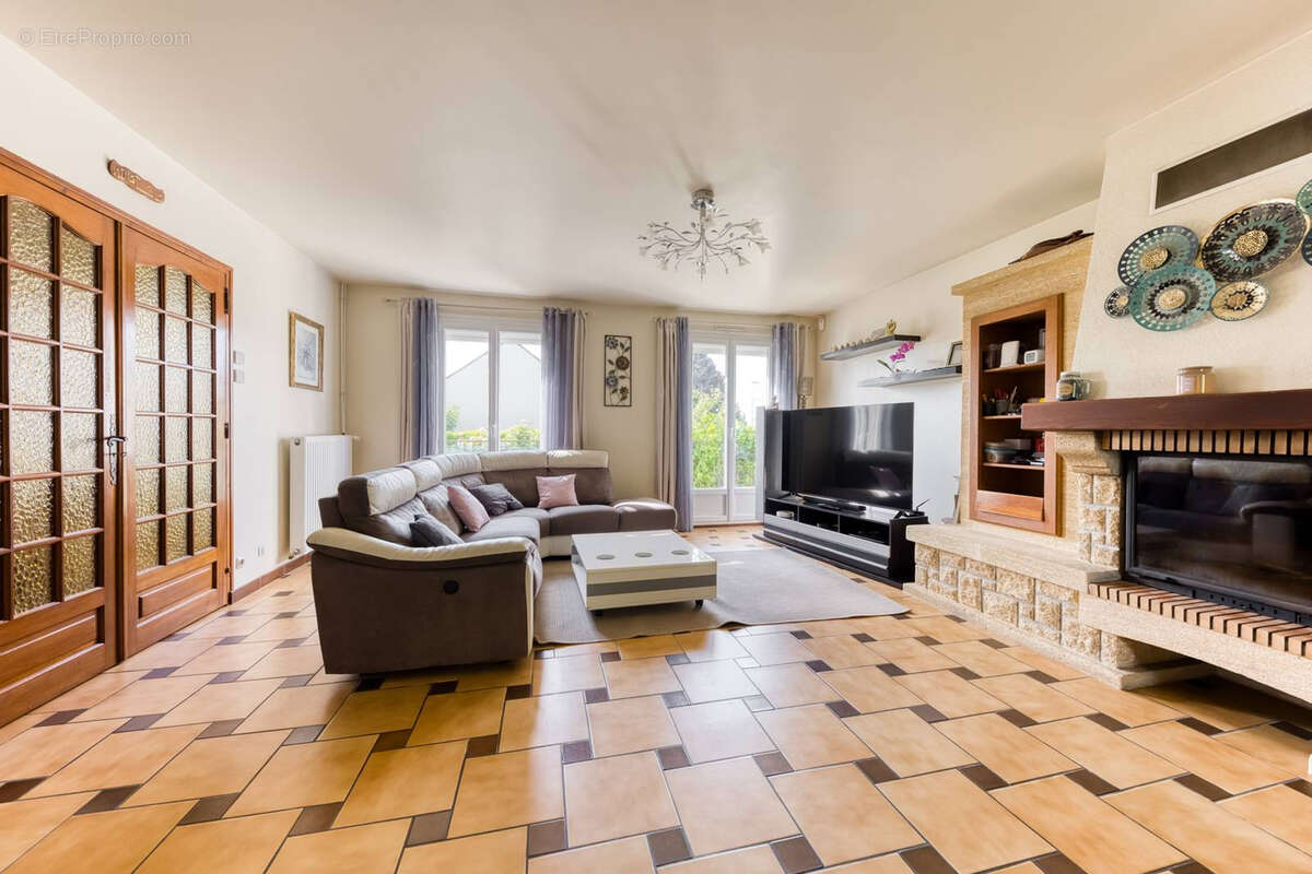 Maison à PONTAULT-COMBAULT