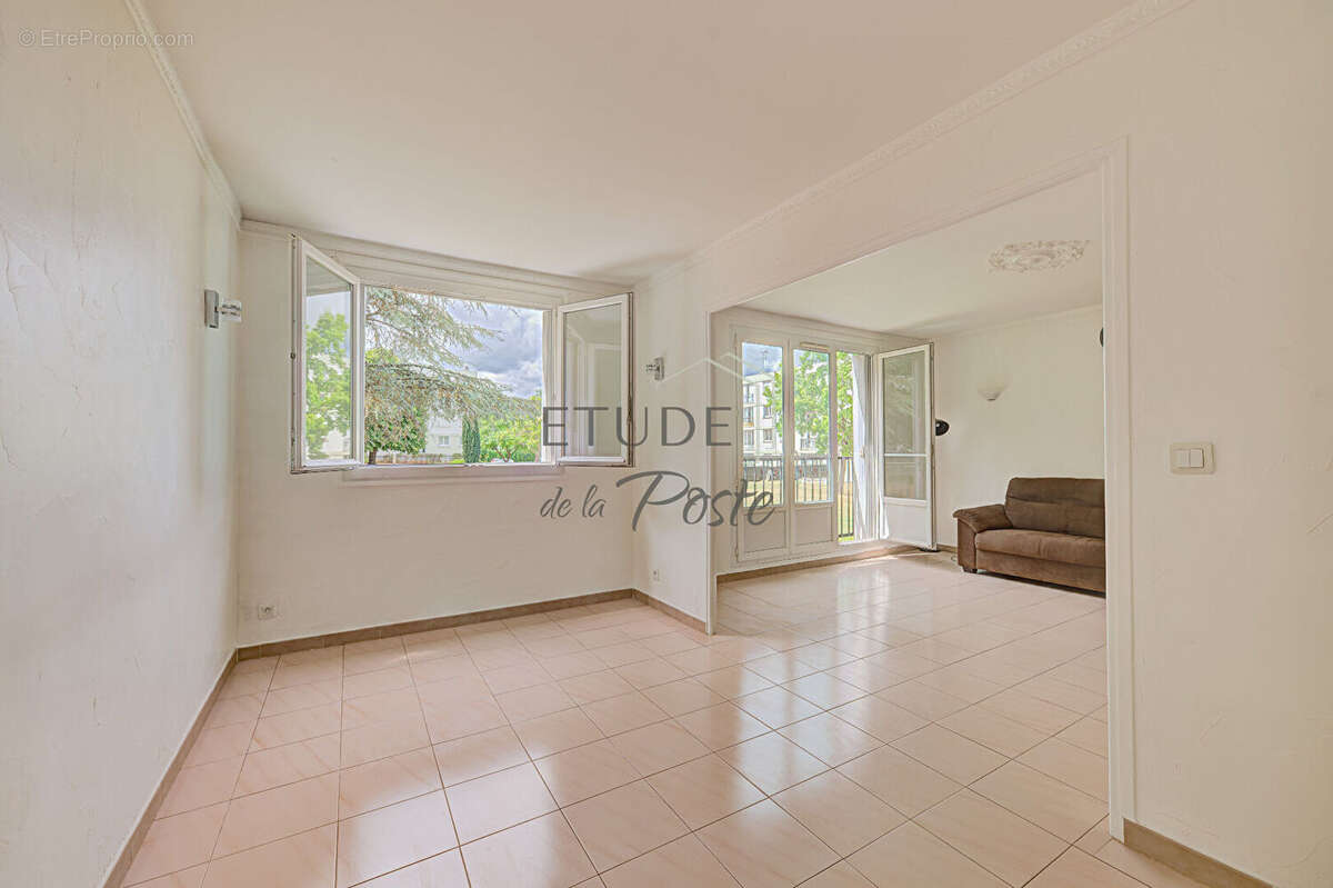 BRUNOY - Appartement 3 pièces - photo 5