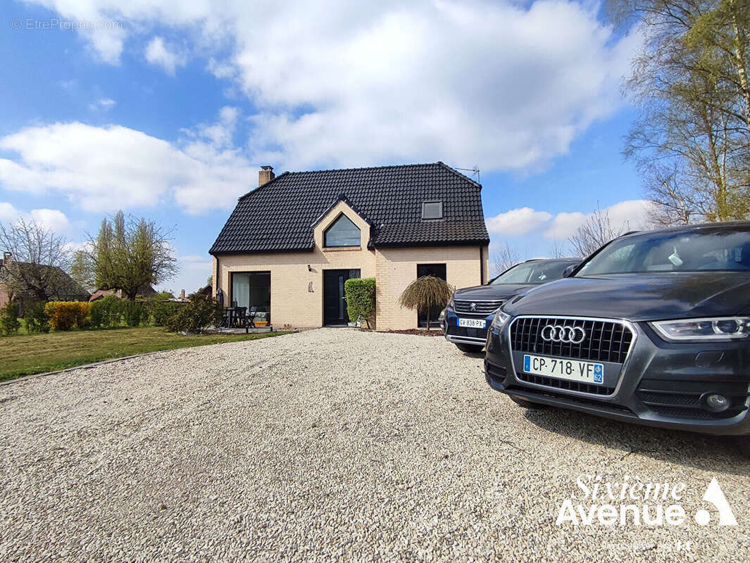 Maison à QUIESTEDE