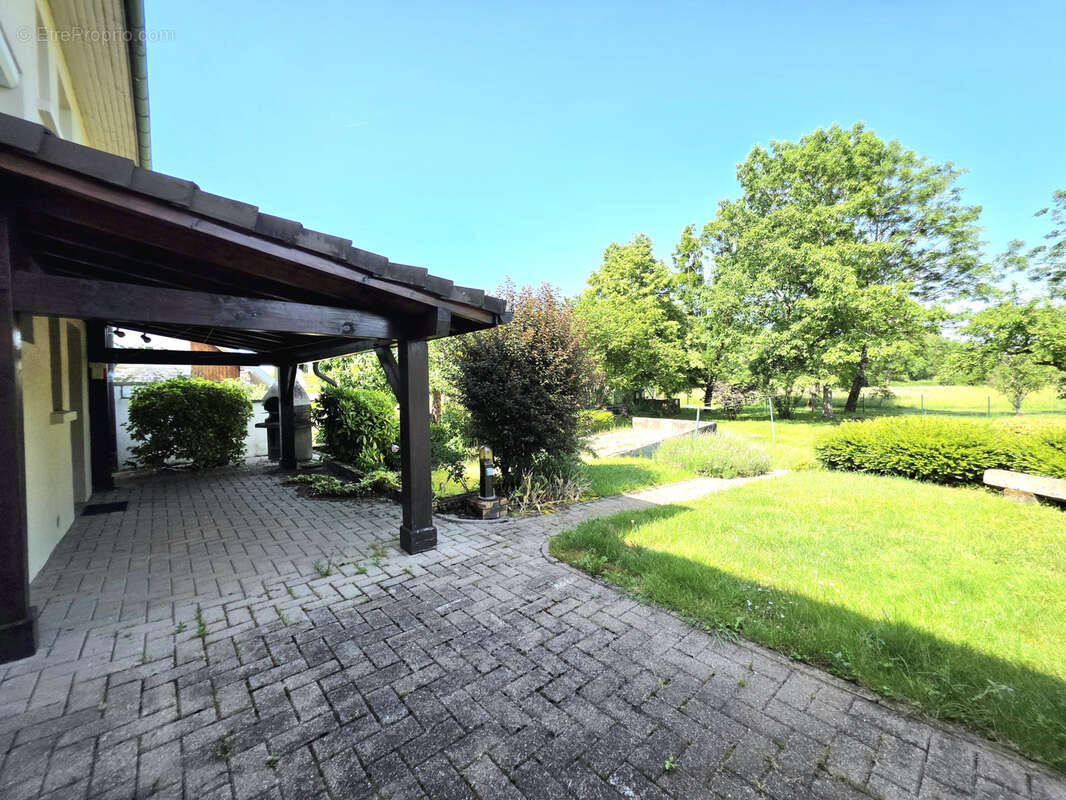 Appartement à ROYE