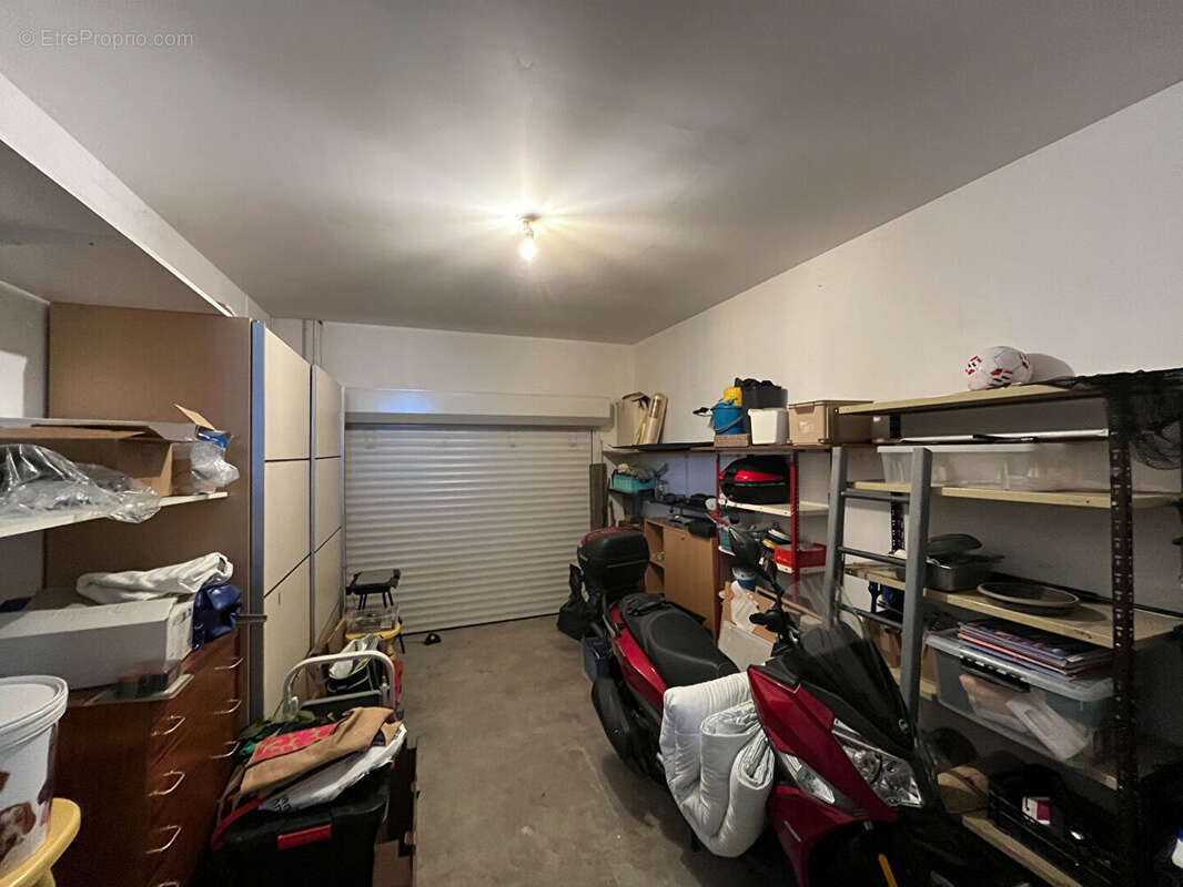 Maison à L'ISLE-SUR-LA-SORGUE