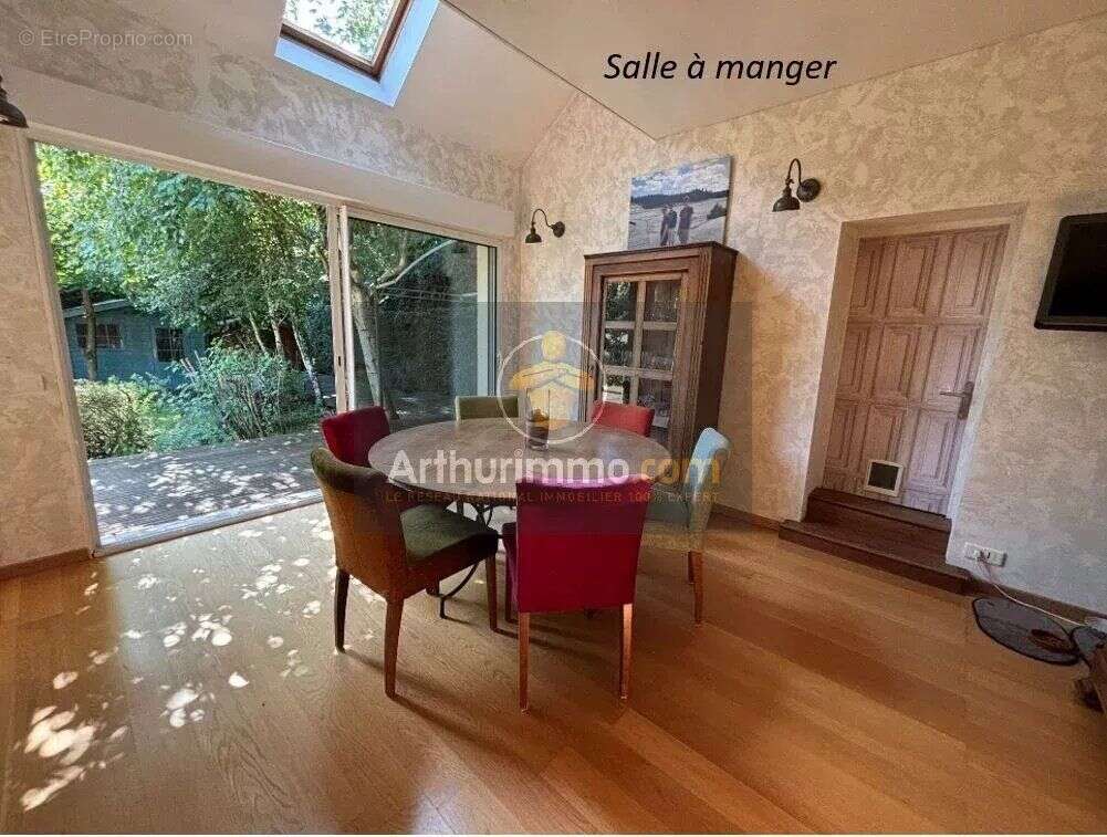 Maison à LIVERDY-EN-BRIE