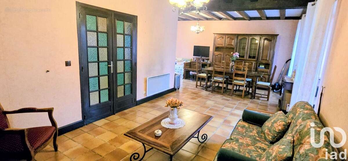 Photo 9 - Maison à LA CHAPELLE-SAINT-MESMIN