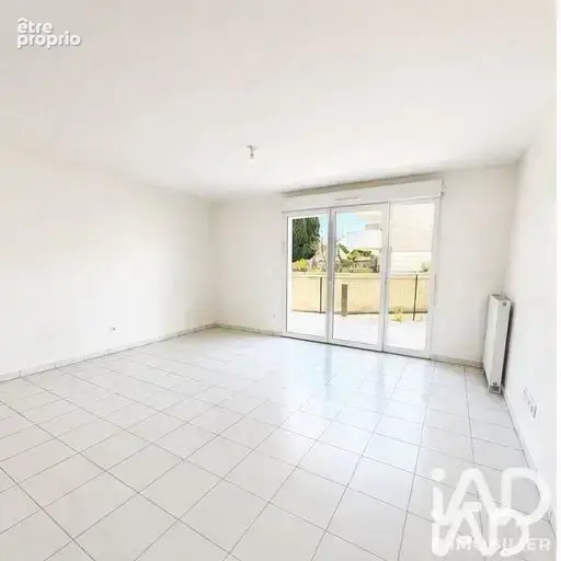 Photo 1 - Appartement à SALON-DE-PROVENCE