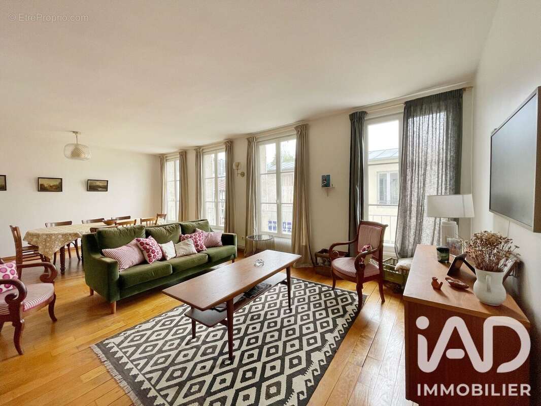 Appartement 237 m² à Compiegne  - photo 3