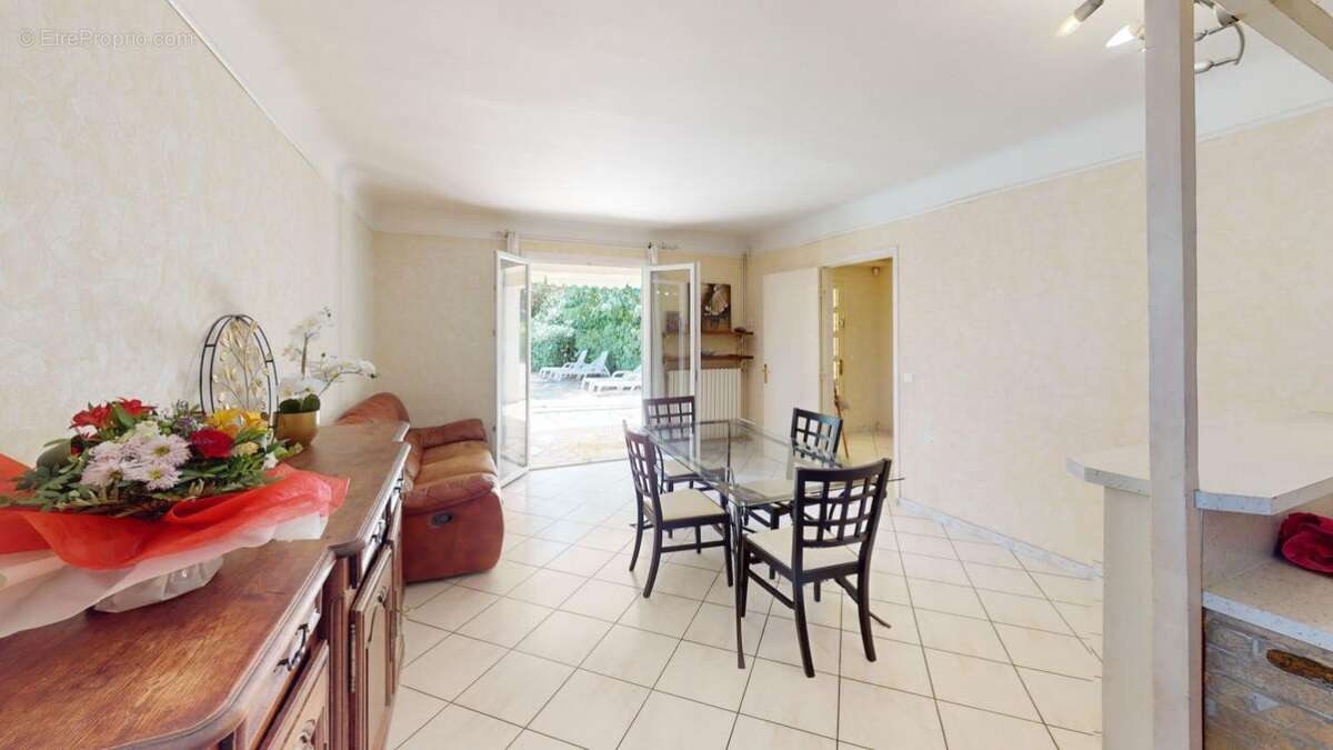 Maison 142 m² à Beziers  - photo 3