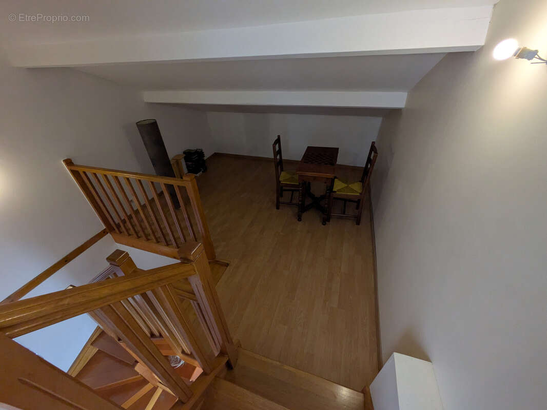 Maison à BAGNOLS-SUR-CEZE