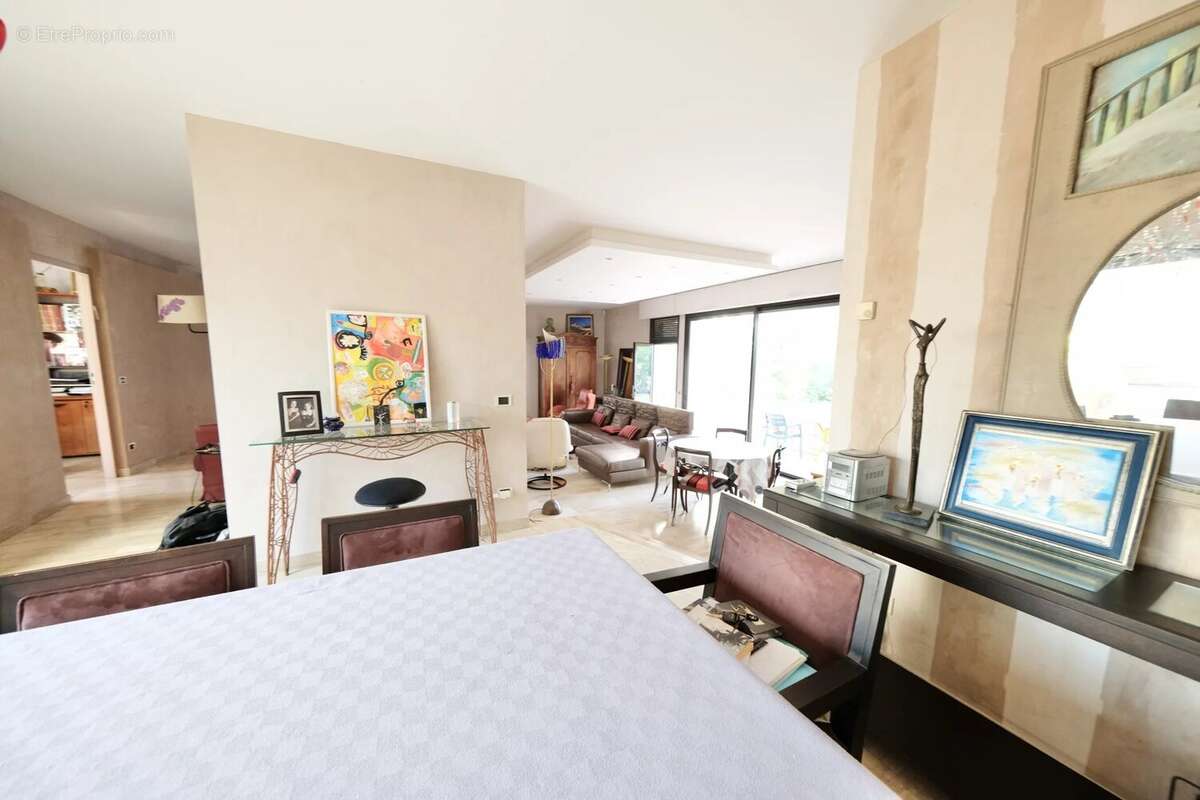 Maison à LYON-8E