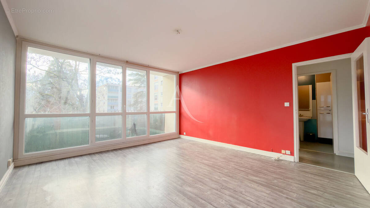 Appartement à YERRES