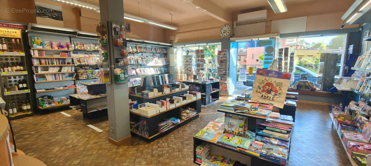 Appartement à VILLENEUVE-LOUBET