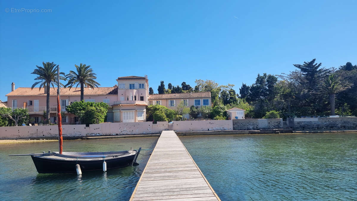 Appartement à HYERES