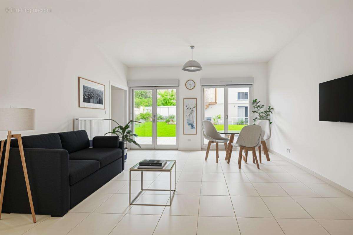 Appartement à RILLIEUX-LA-PAPE